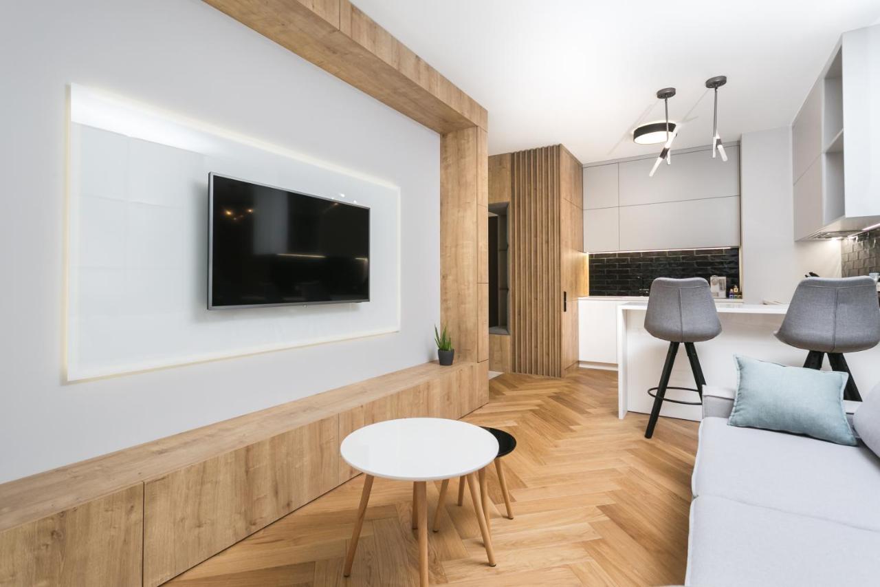 Luxury Apartments Mennica Residence - Golden Apartments - City Center 华沙 外观 照片