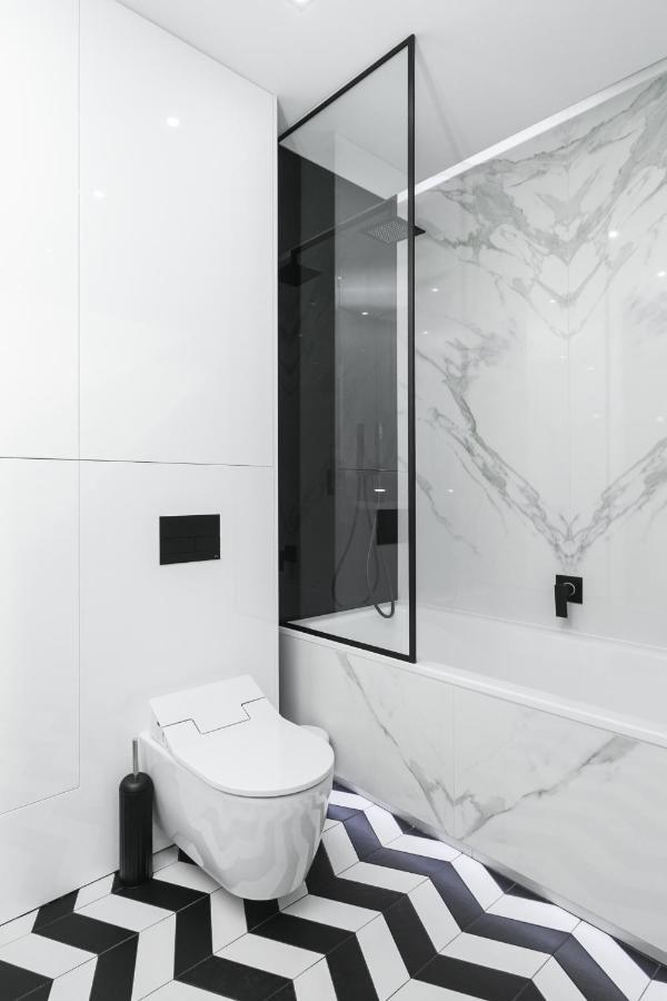 Luxury Apartments Mennica Residence - Golden Apartments - City Center 华沙 外观 照片