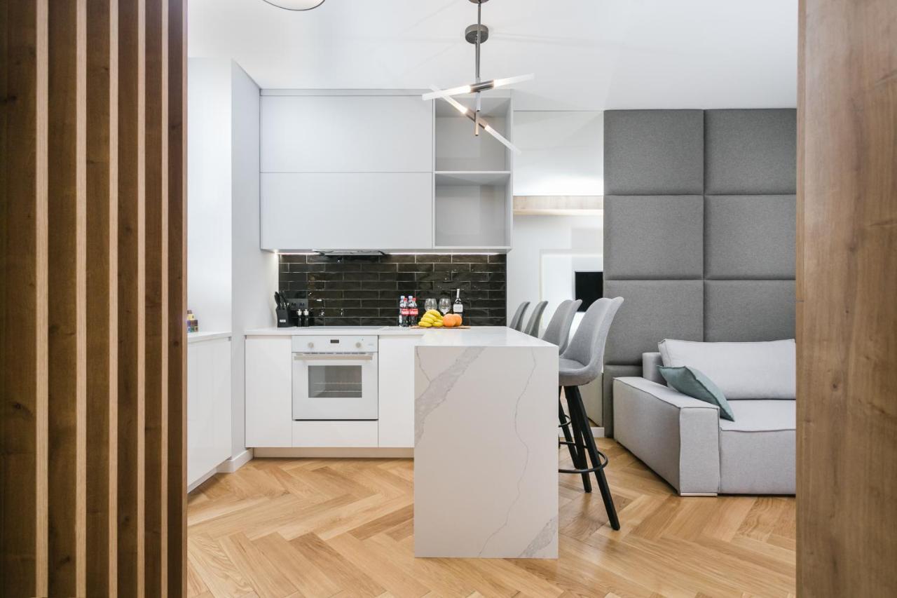 Luxury Apartments Mennica Residence - Golden Apartments - City Center 华沙 外观 照片