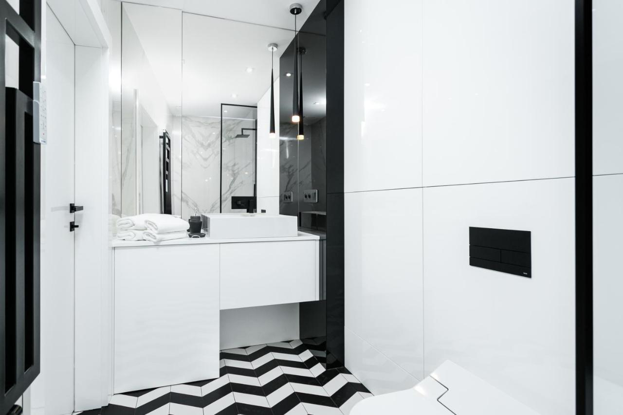 Luxury Apartments Mennica Residence - Golden Apartments - City Center 华沙 外观 照片
