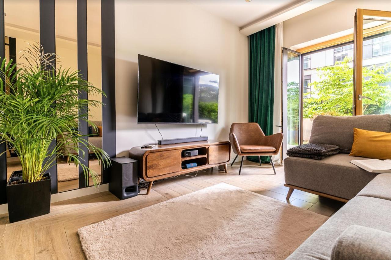 Luxury Apartments Mennica Residence - Golden Apartments - City Center 华沙 外观 照片